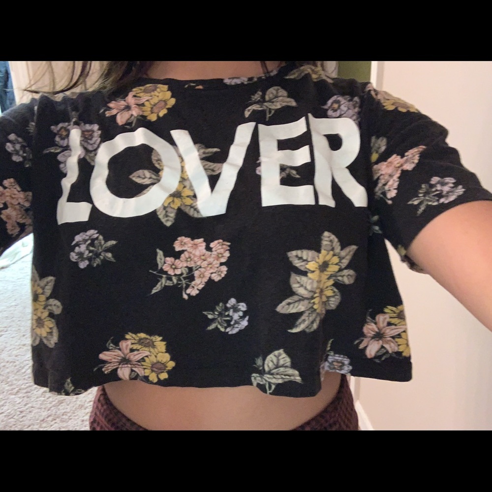 Super cute Crop top shirt